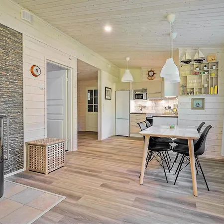Casa de Férias Ankkuri By Interhome *